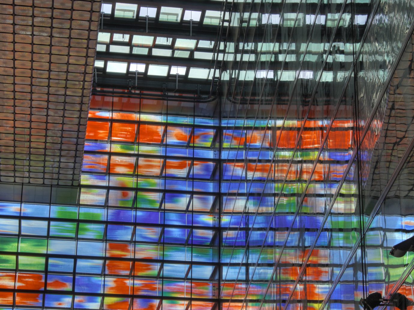 Offbeat building color window urban area glass wall stained glass art Design material cage net tiled