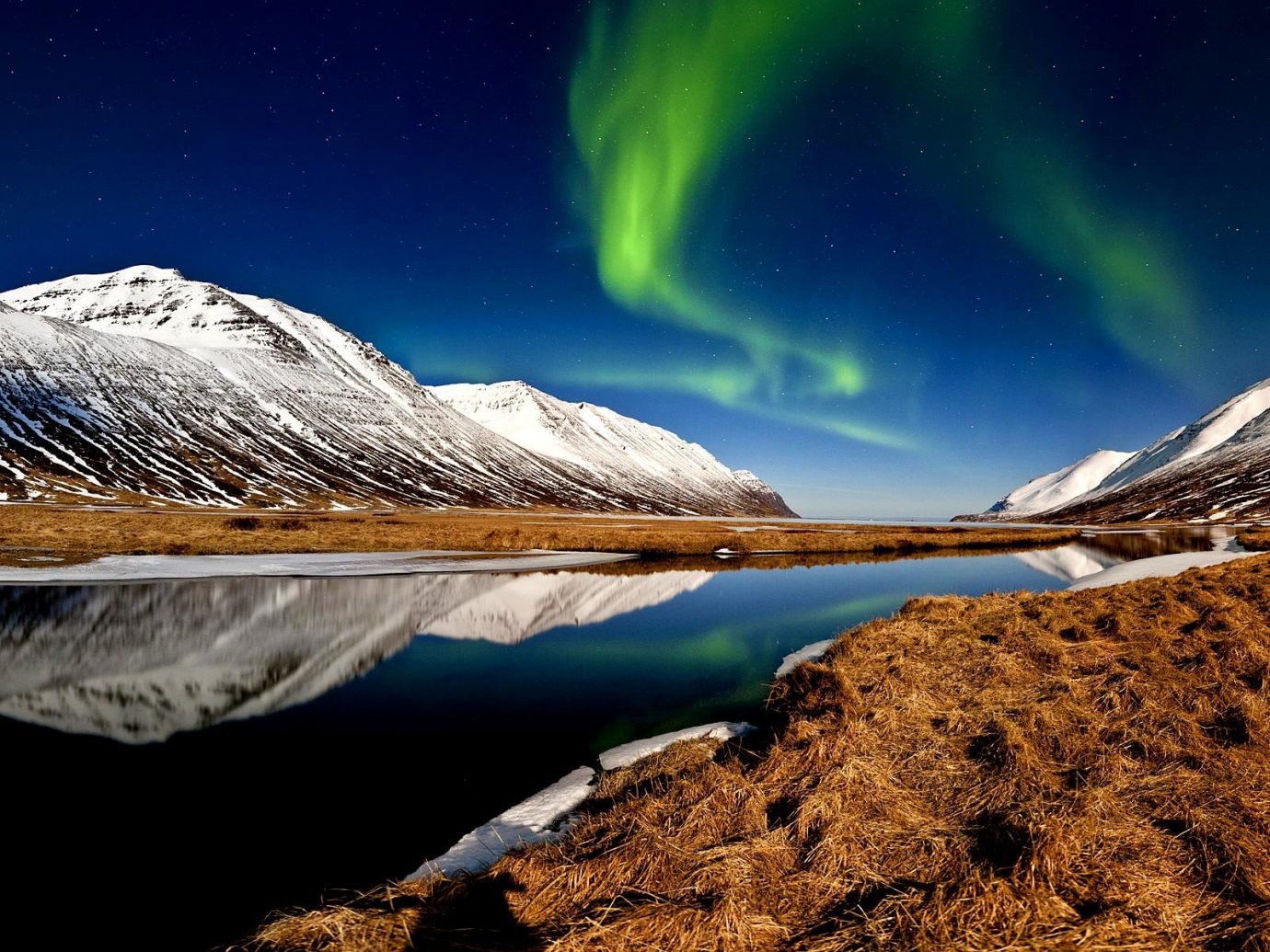 Hotels Iceland Travel Tips Trip Ideas outdoor Nature mountain geological phenomenon aurora landscape mountain range