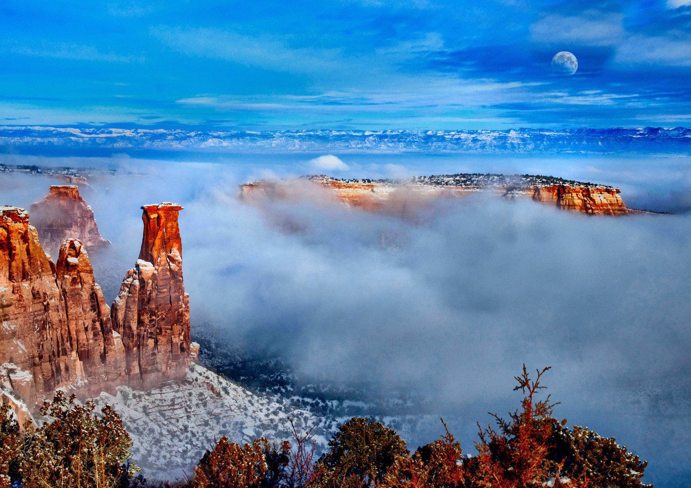 Countryside Landmarks national park Natural wonders Nature Offbeat Scenic views western sky outdoor geological phenomenon canyon cloud reflection morning landscape mountain Coast Sea dusk dawn clouds colored
