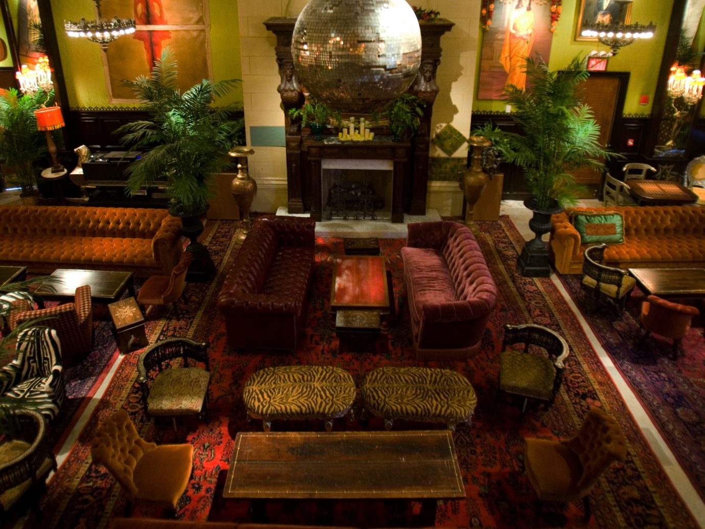 Budget Living Lounge Luxury Modern Trip Ideas indoor restaurant Lobby meal Resort Bar cluttered furniture