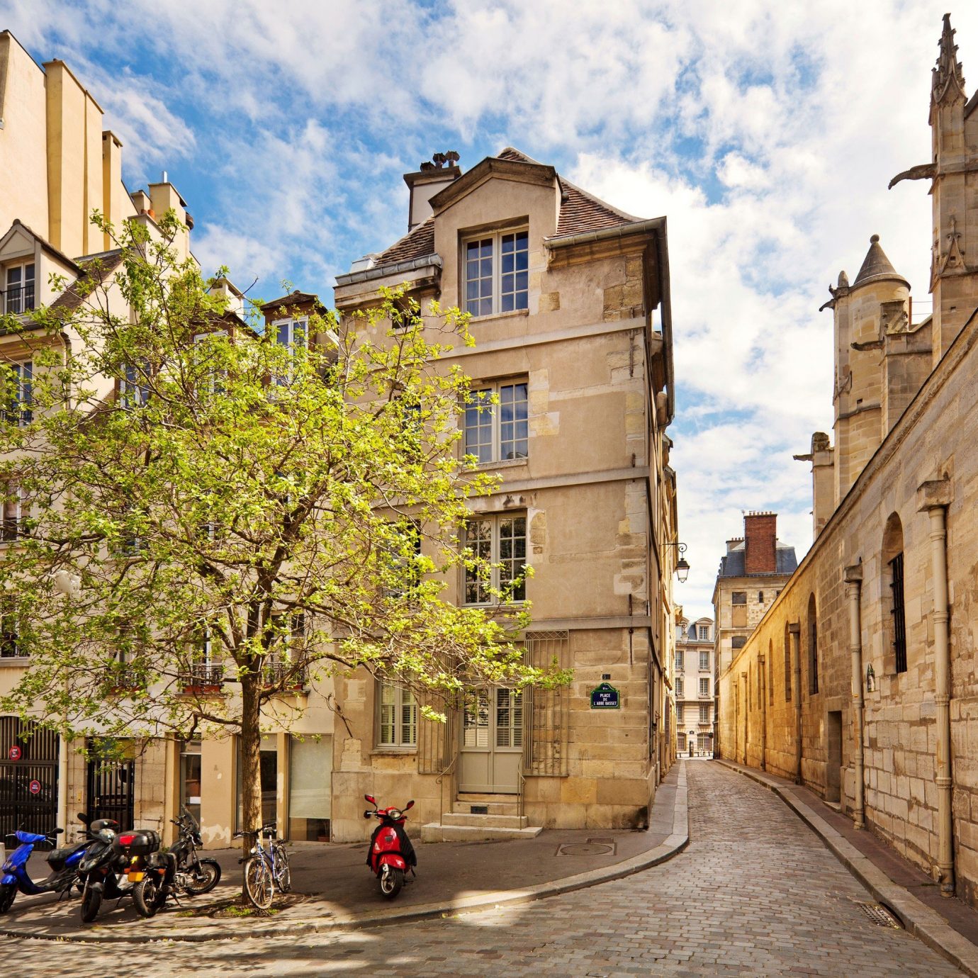Street of 16th Arrondissement in Paris