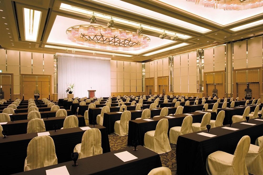 auditorium conference hall function hall academic conference seminar convention meeting convention center full ballroom audience long lined line