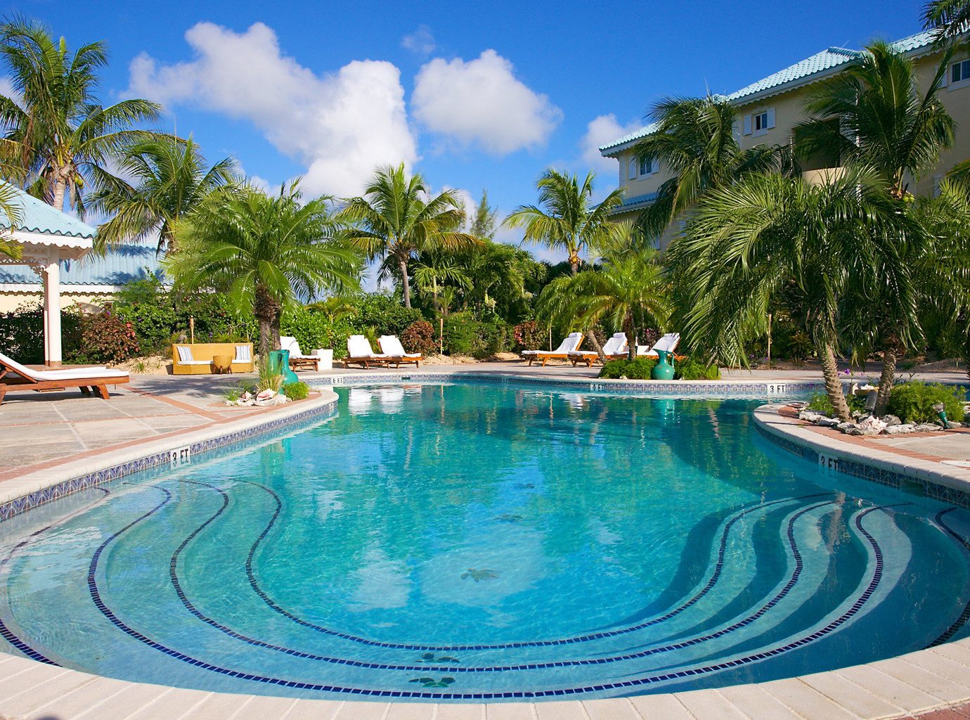 All-Inclusive Resorts Beachfront Boutique Luxury Pool Resort tree sky ground swimming pool property leisure caribbean resort town Villa Lagoon backyard blue palm