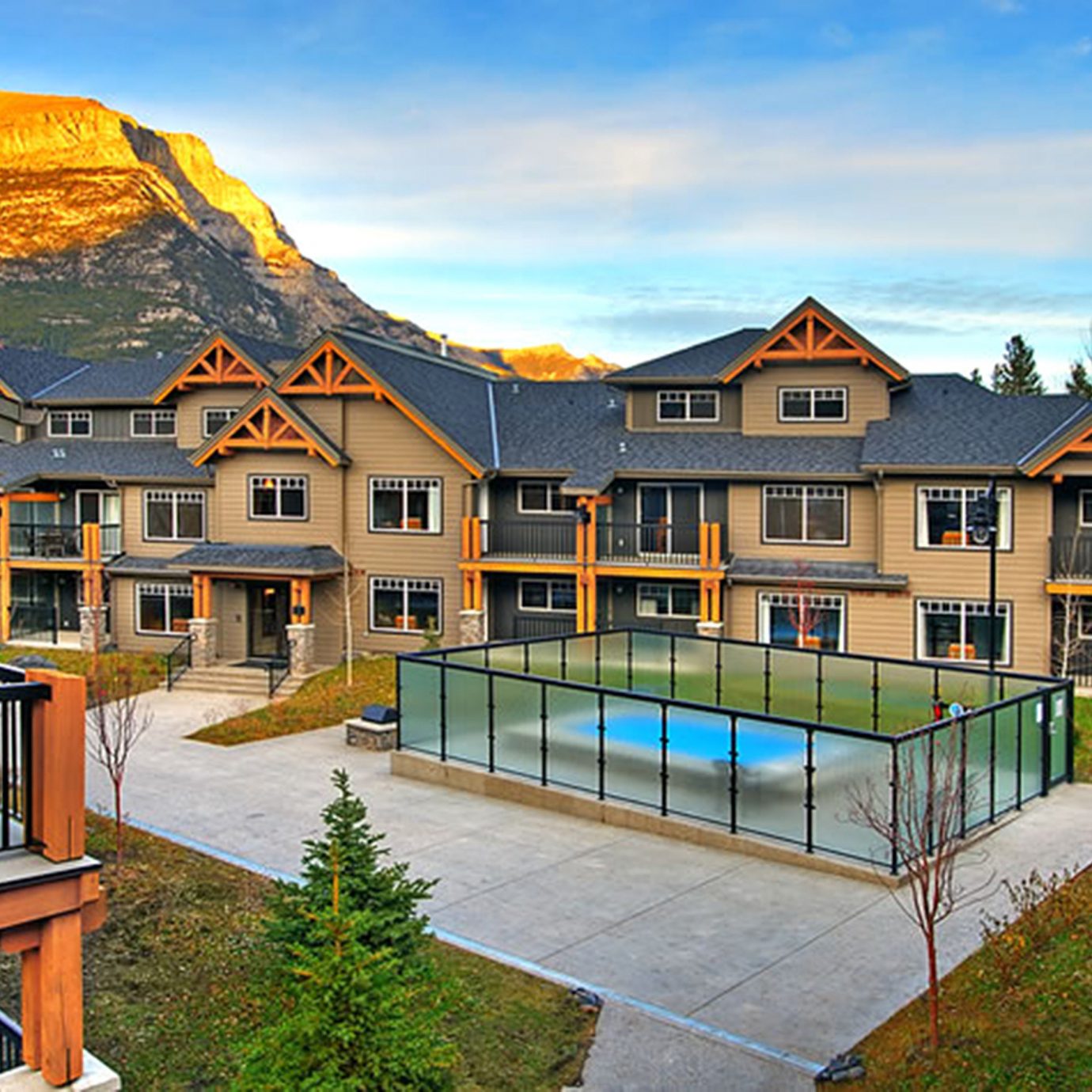 Architecture Buildings Exterior Mountains Pool Resort sky house property home building residential area mountain cottage Villa