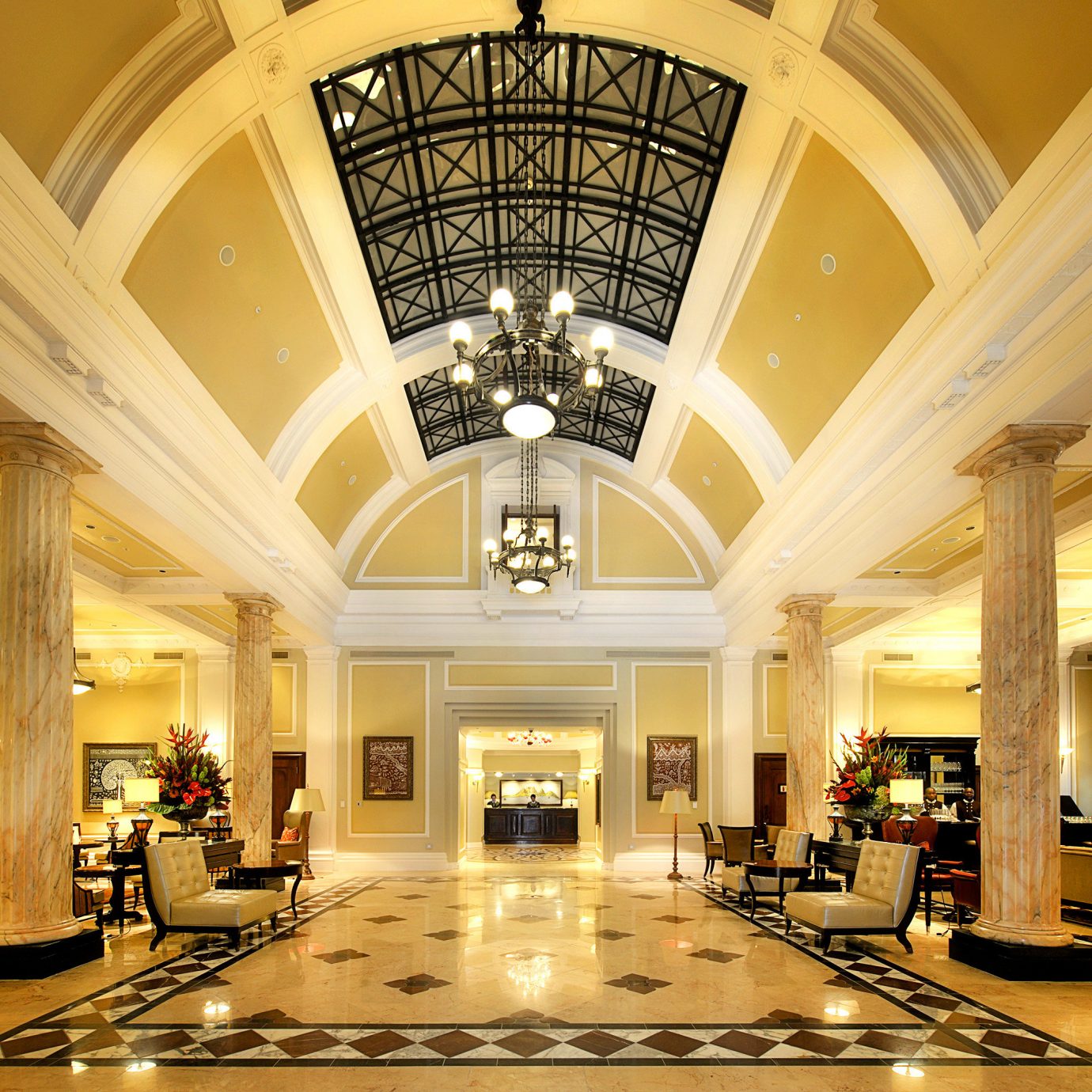Classic Family Lobby Lounge Resort building Architecture lighting shopping mall hall convention center ballroom mansion colonnade