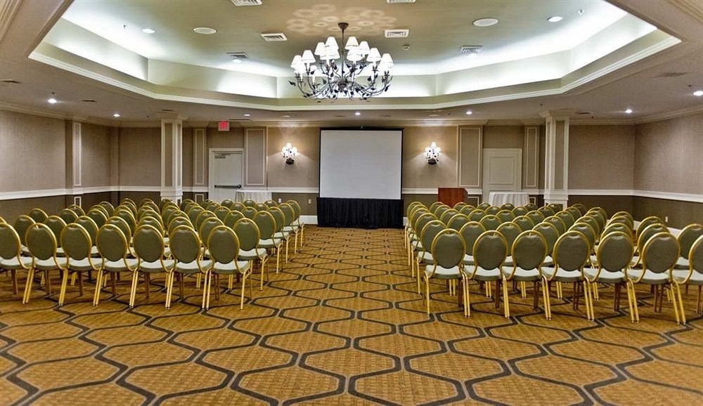 auditorium function hall conference hall convention center ballroom banquet meeting colored