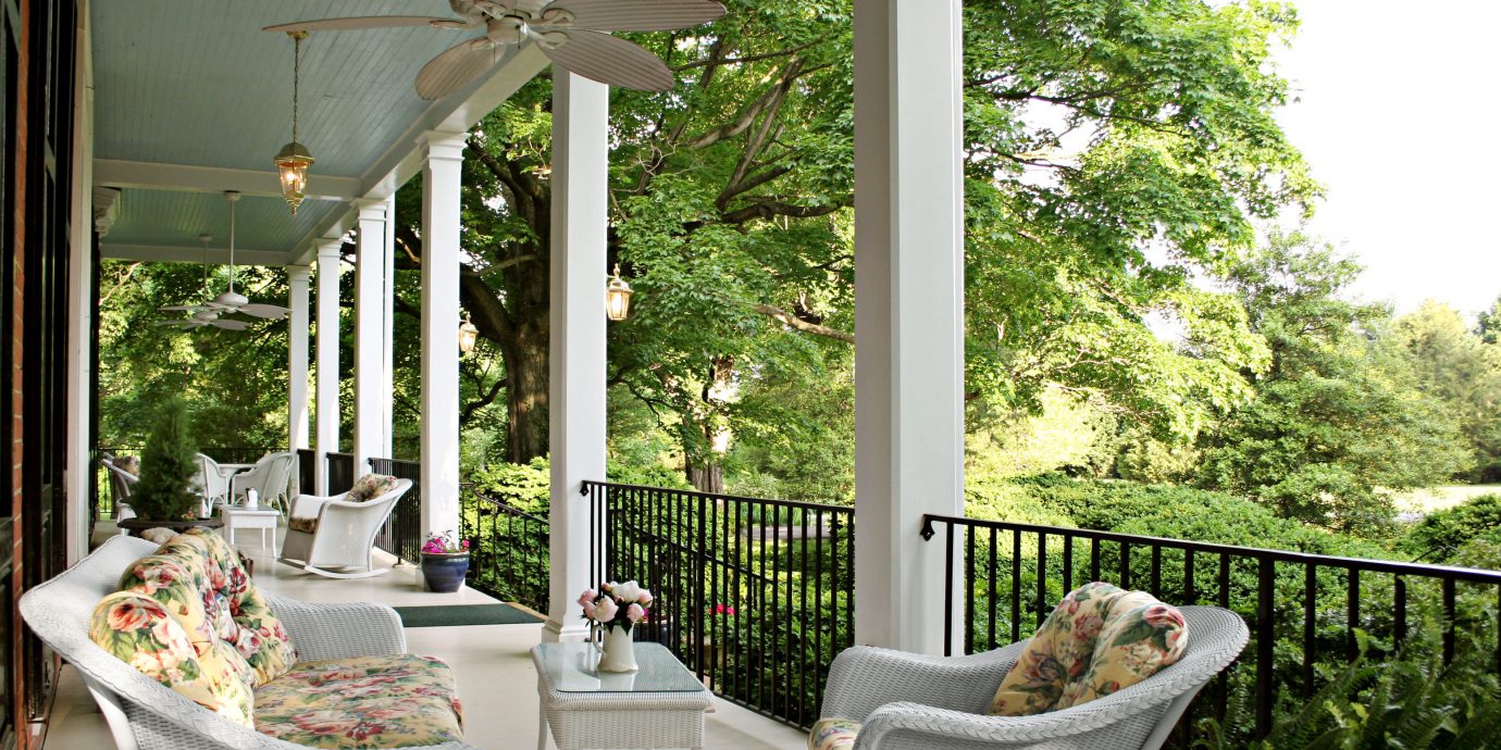 B&B Balcony Classic Country Drink Eat Grounds Inn Romantic tree property building porch backyard home Garden outdoor structure flower cottage yard Courtyard Villa