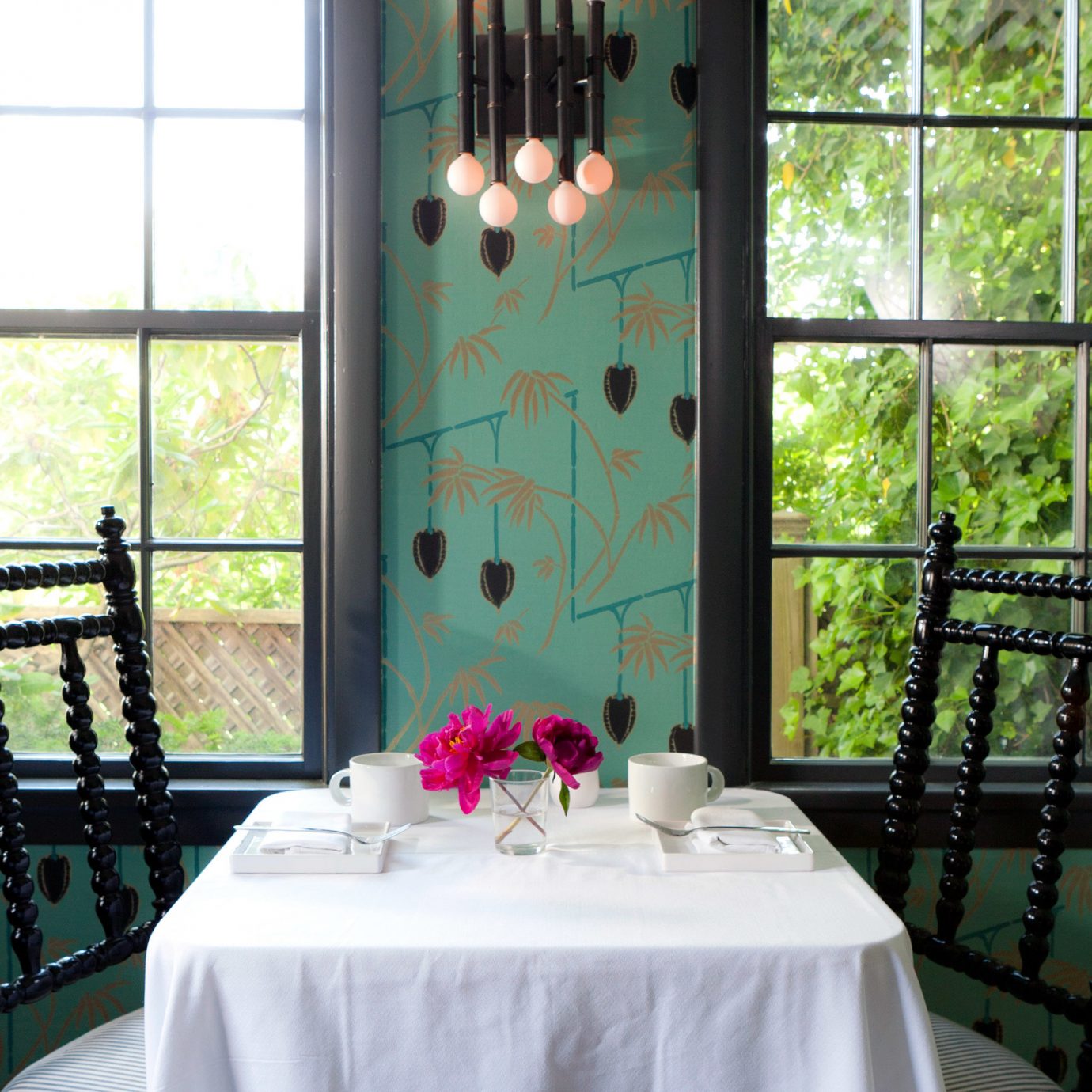 B&B Boutique Dining Eat Hip green home ceremony textile restaurant