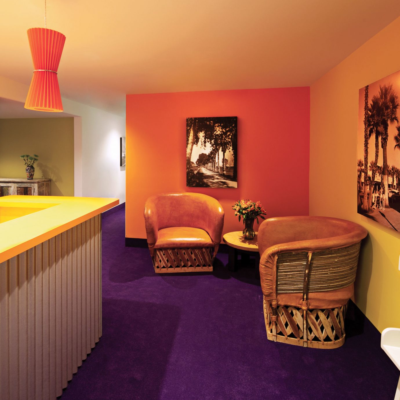 Bar Dining Drink Eat Hip Lobby Lounge Modern Play property cottage home Suite orange Bedroom colored