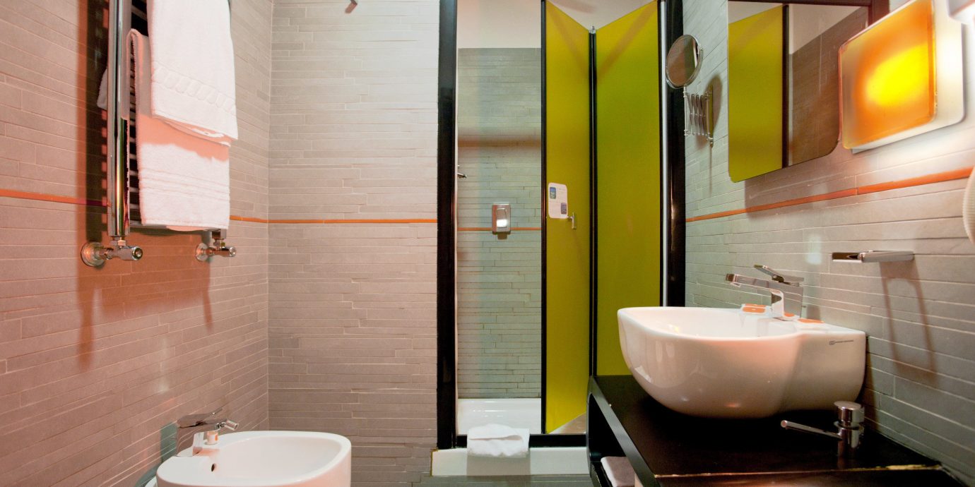 Bath Boutique Budget City bathroom property Suite sink tub home bathtub