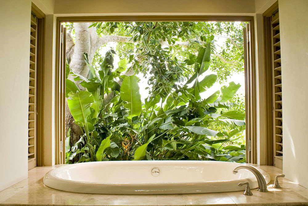 Bath Country Luxury Villa bathroom sink vessel green bathtub tub home swimming pool plant tile