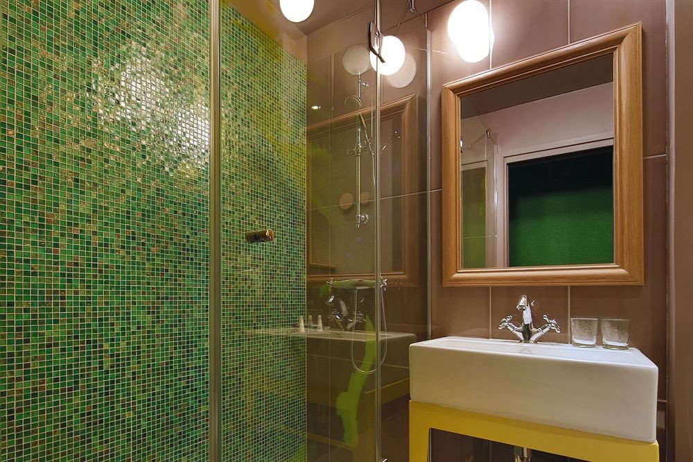 bathroom mirror property sink house home shower Suite plumbing fixture tiled tile Bath