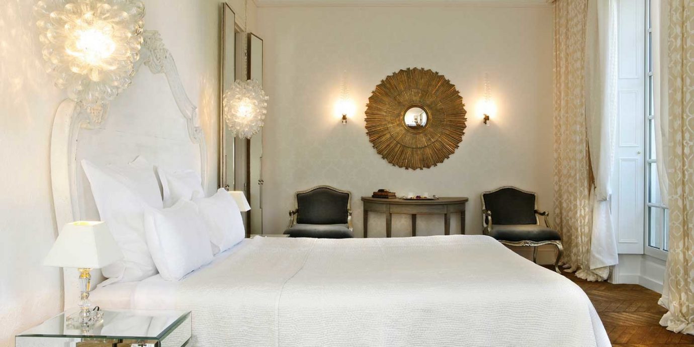 Bedroom City Elegant Historic Romantic property Suite white cottage living room