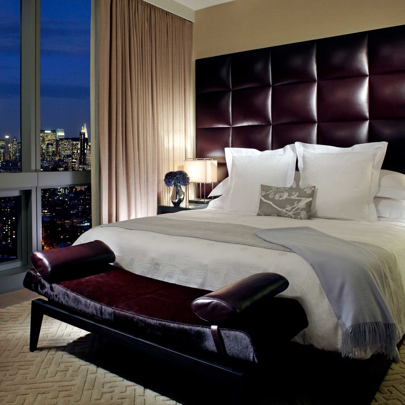 Bedroom City Elegant Luxury property living room Suite bed sheet