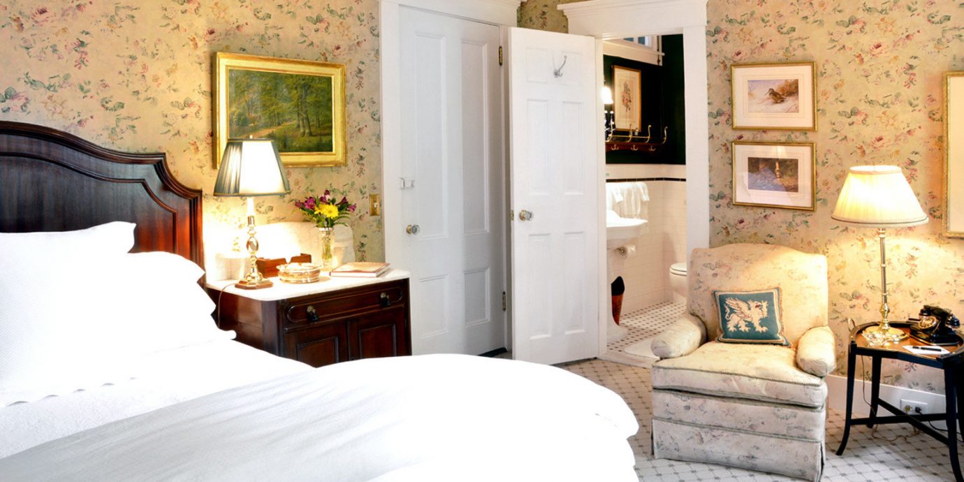 Bedroom Classic Elegant Historic Inn sofa property cottage home Suite living room farmhouse