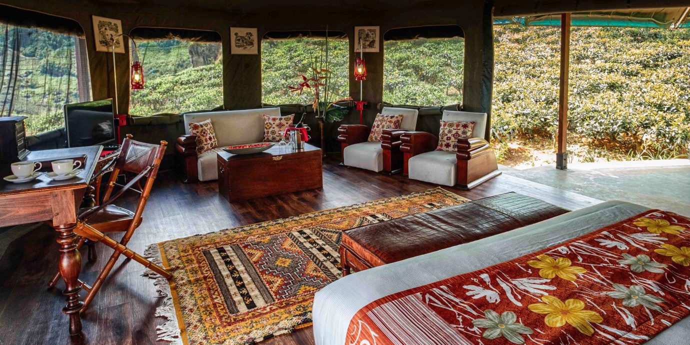 Bedroom Cultural Outdoors Rustic home cottage log cabin Resort