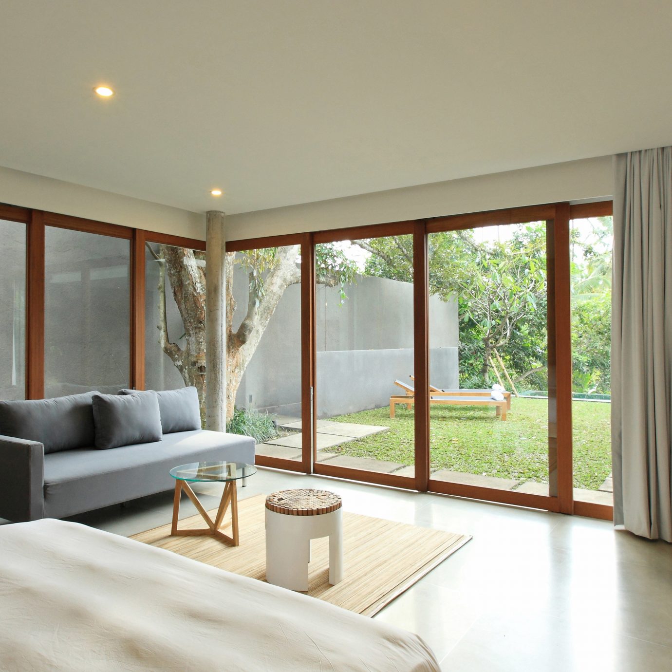 Bedroom Elegant Hip Luxury Modern Suite property living room home hardwood condominium Villa cottage