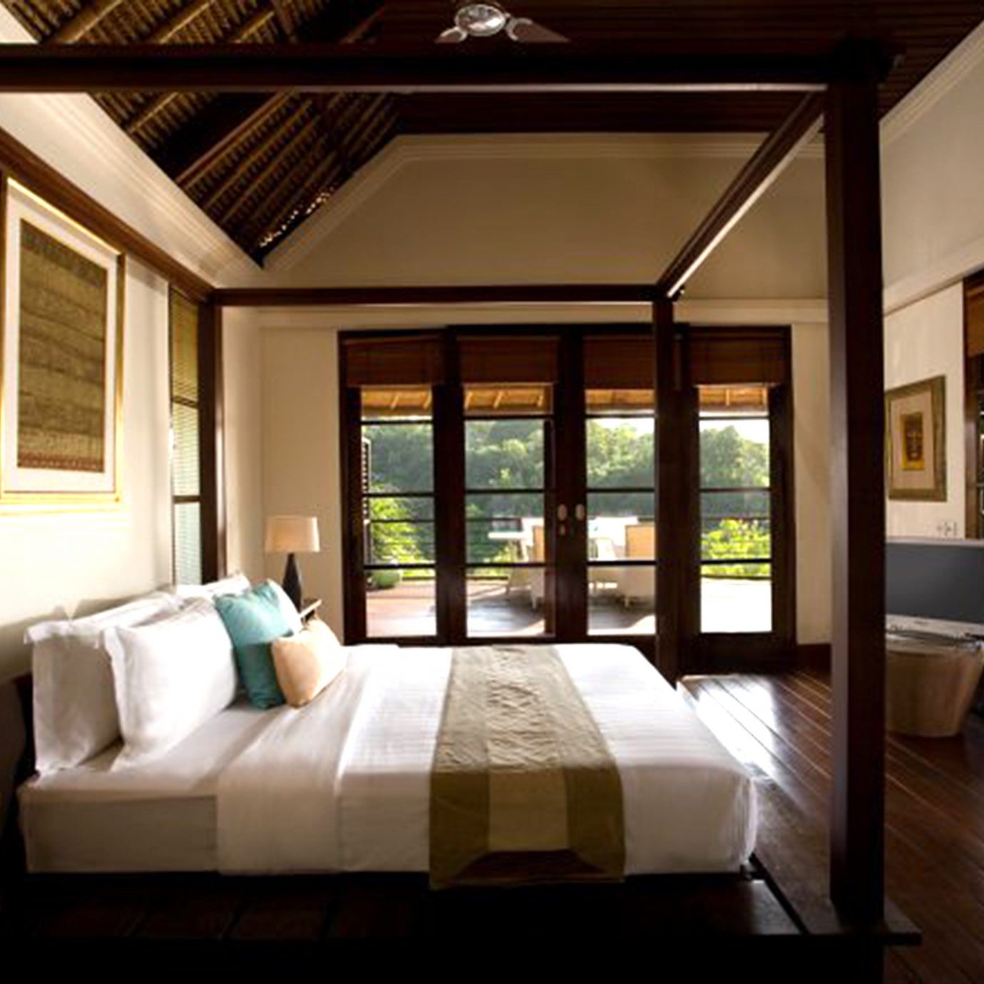 Bedroom Elegant Hip Luxury Modern Suite property condominium living room Resort home mansion Villa