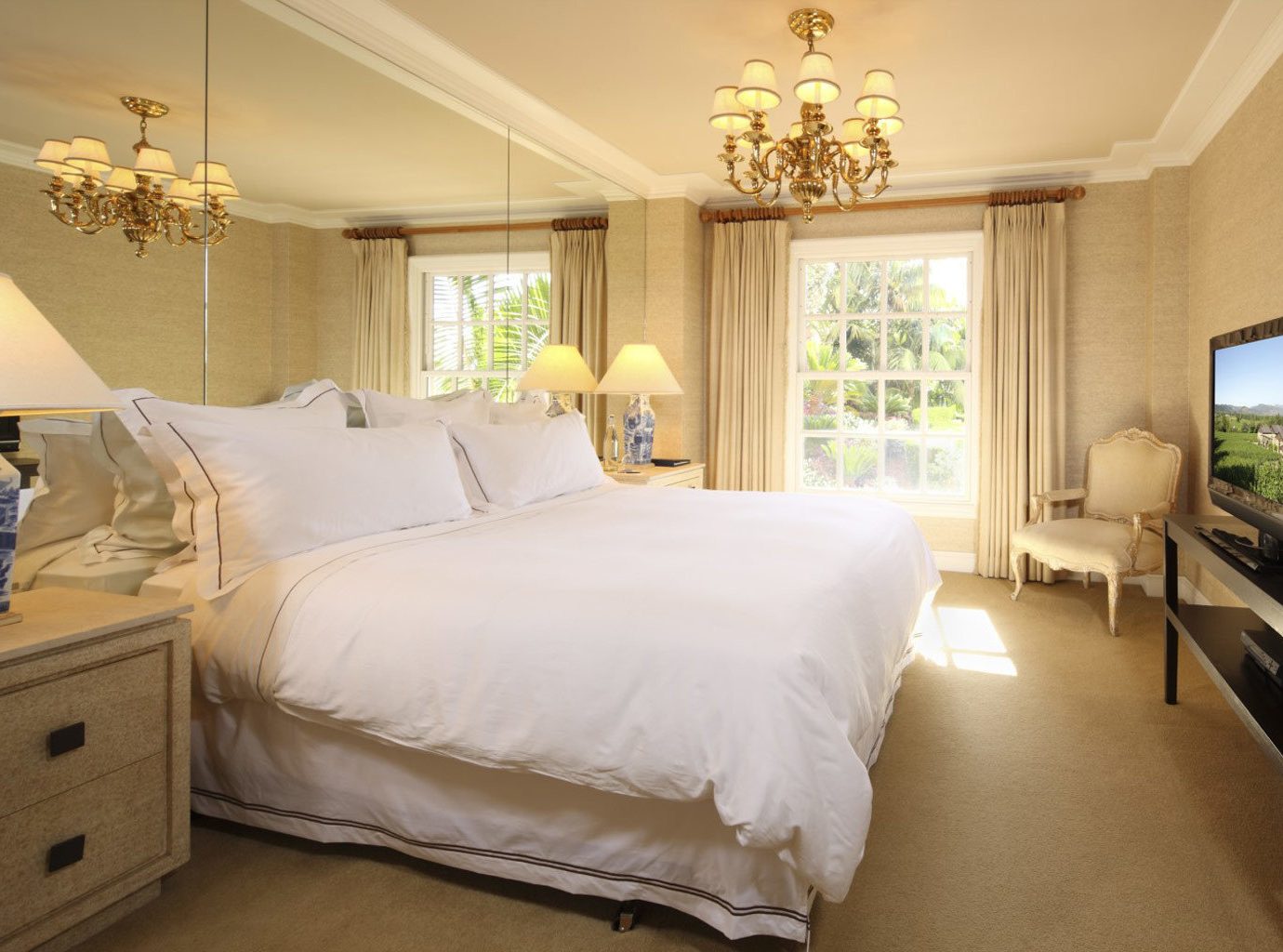 Bedroom Elegant Luxury Scenic views property Suite scene cottage home bed sheet living room