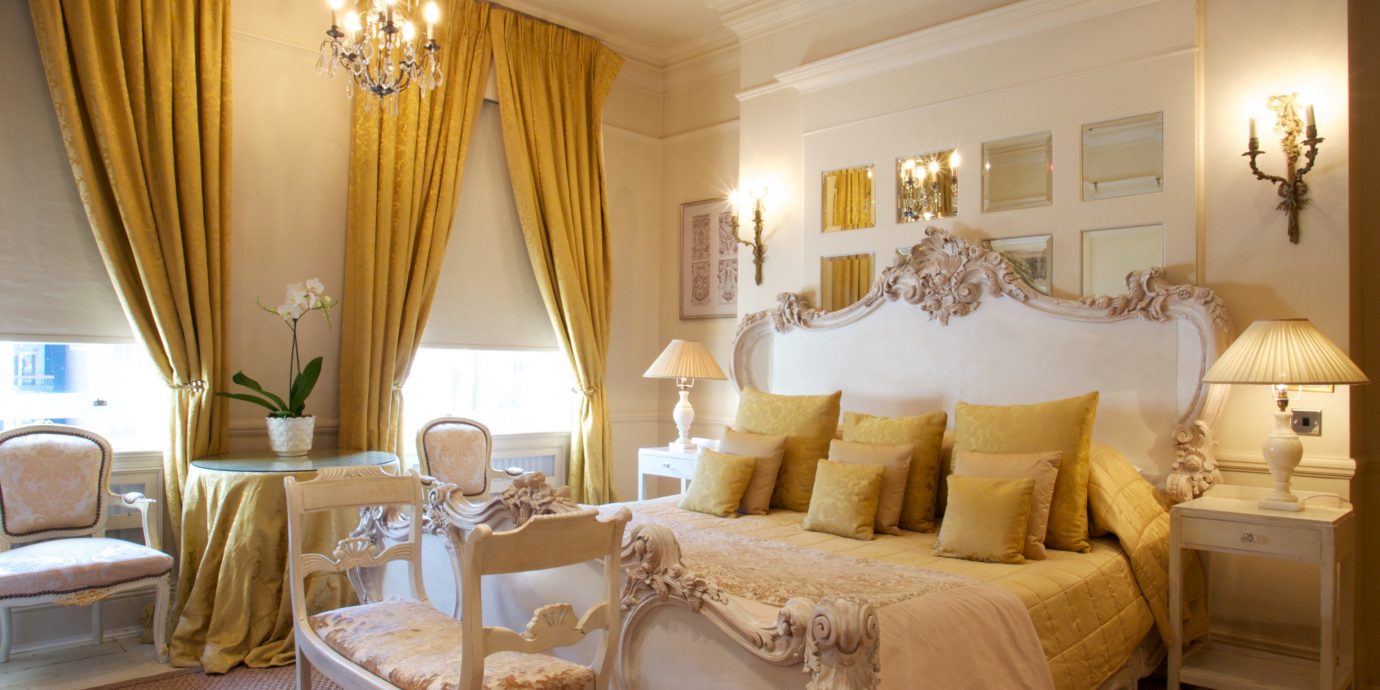 Bedroom Elegant Luxury Suite property living room cottage