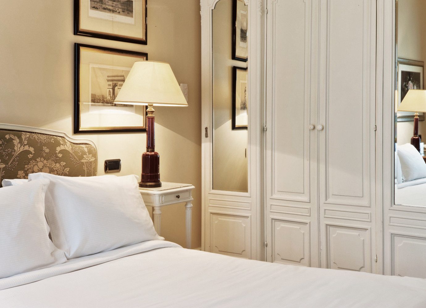 Bedroom Elegant Luxury Suite white bed sheet textile
