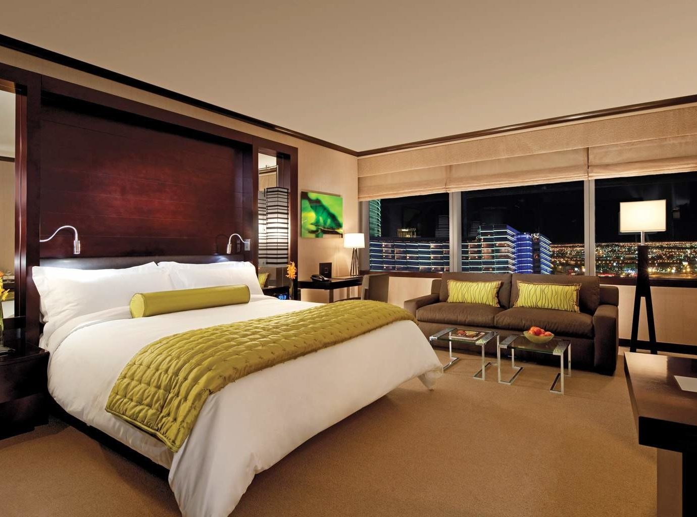 Bedroom Hip Lounge Luxury Modern Suite property yacht condominium living room passenger ship vehicle Villa