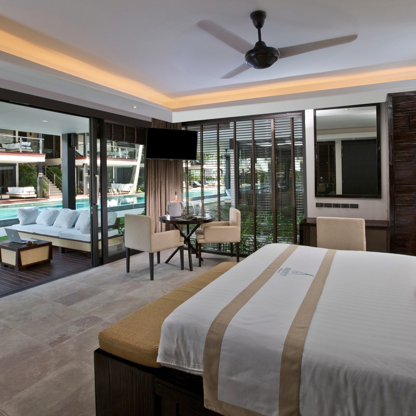 Bedroom Modern Resort Suite sofa property condominium living room home Villa