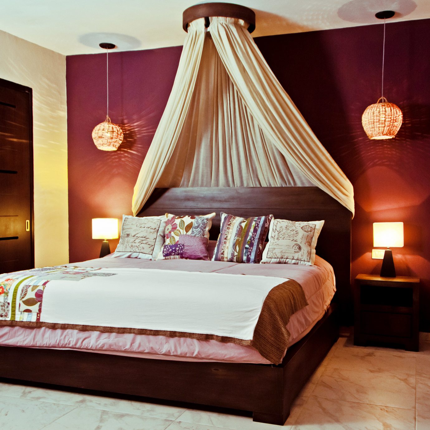 Bedroom property Suite cottage bed sheet bed frame lamp