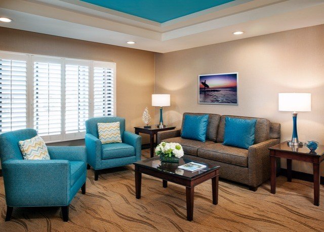 sofa living room property Suite home hardwood condominium cottage Bedroom