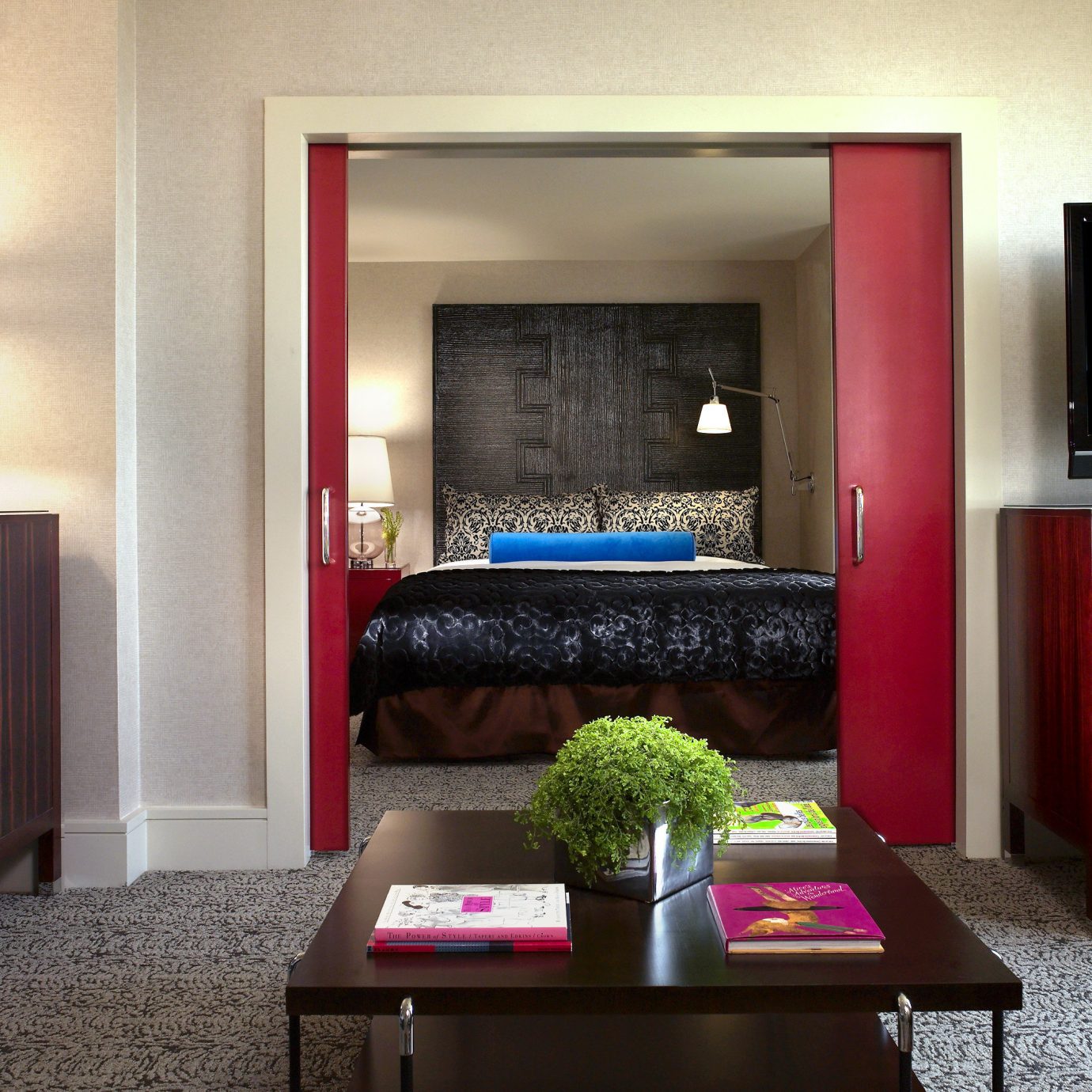 Bedroom Suite living room property red home house flat