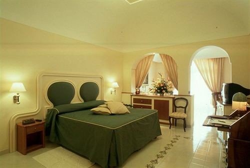 property Suite Villa Bedroom