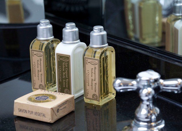perfume counter product glass bottle bottle cosmetics