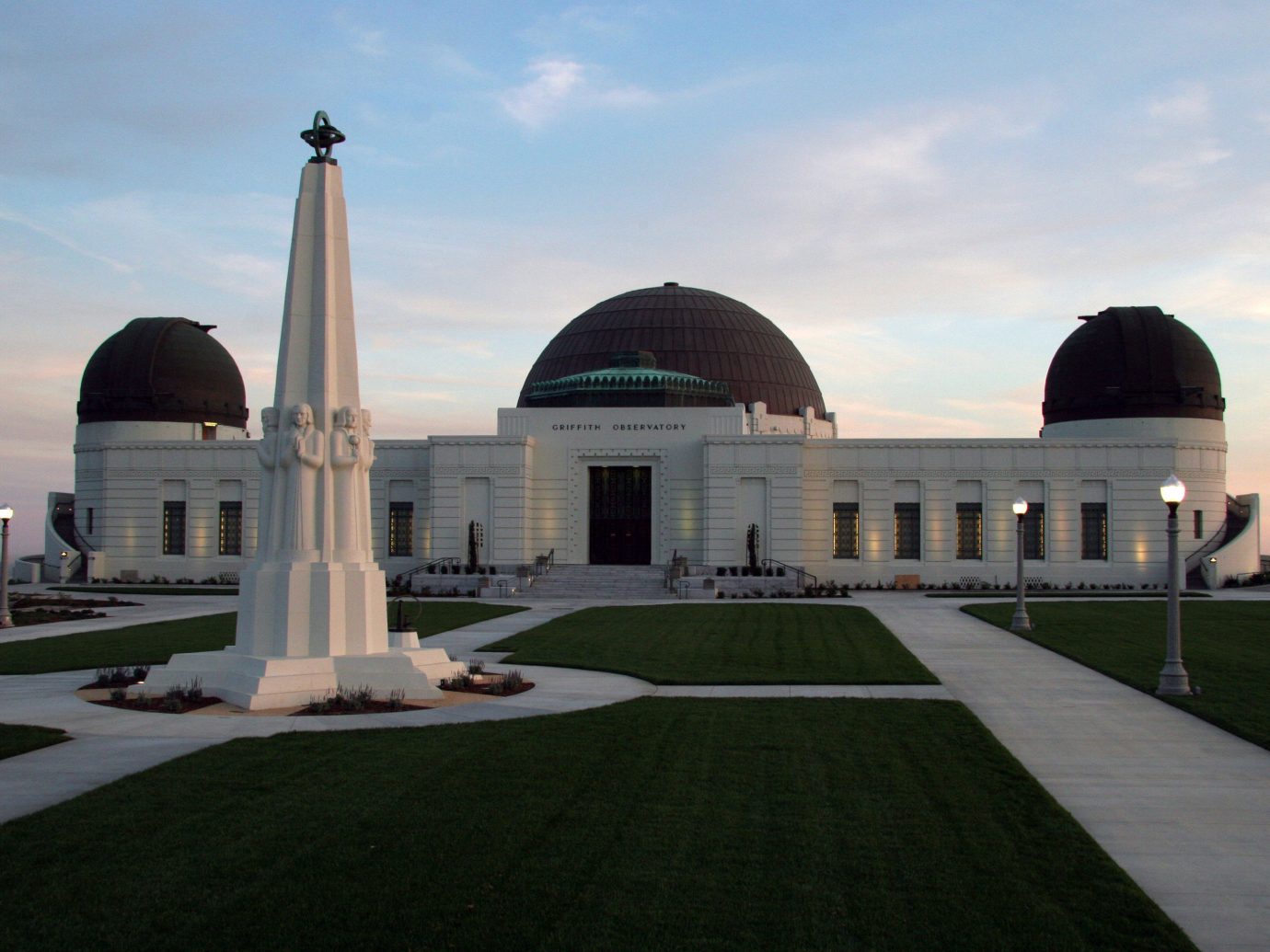 Budget sky outdoor grass building mosque landmark Architecture dome place of worship observatory memorial