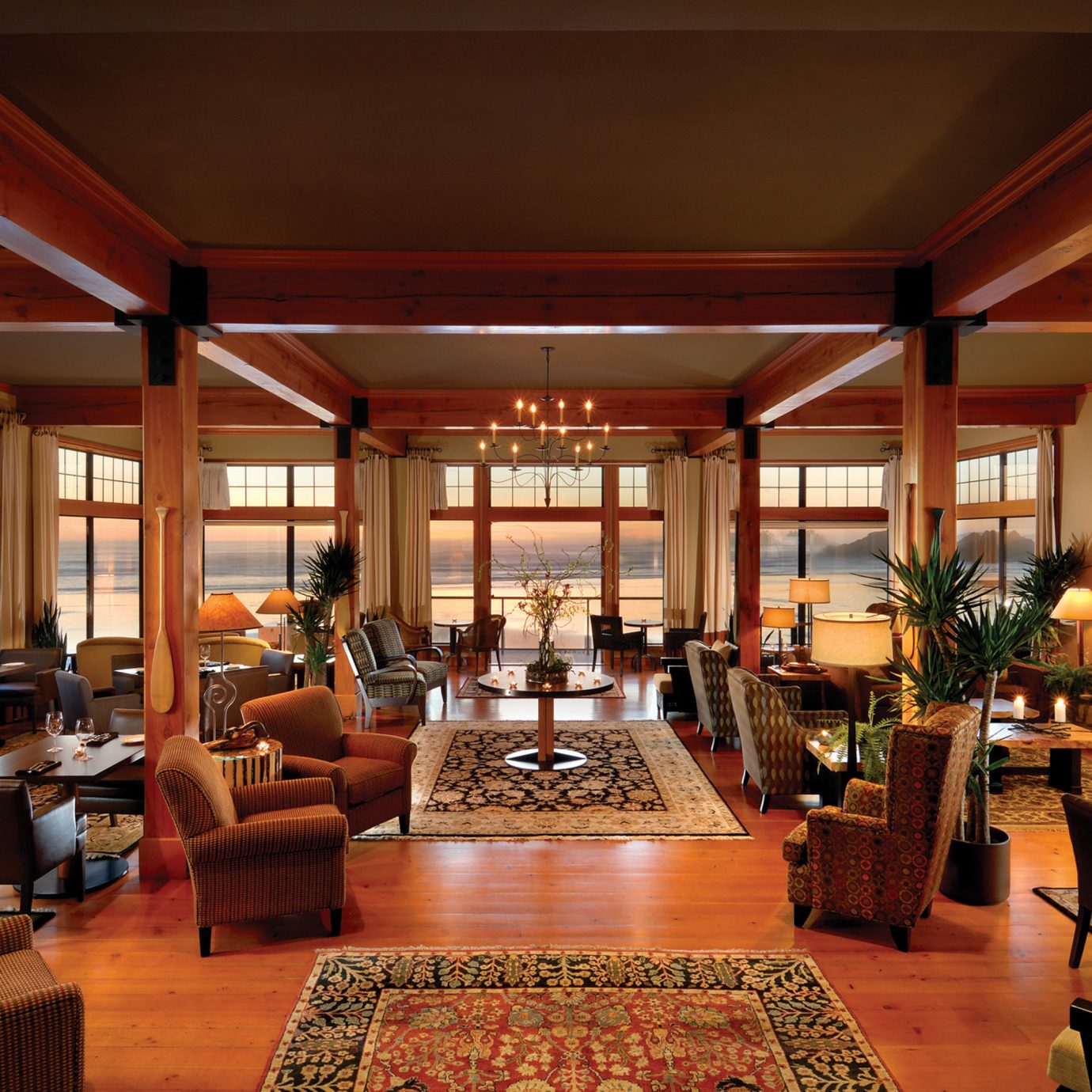 Dining Drink Eat Fireplace Lounge Resort Scenic views property Lobby restaurant home living room