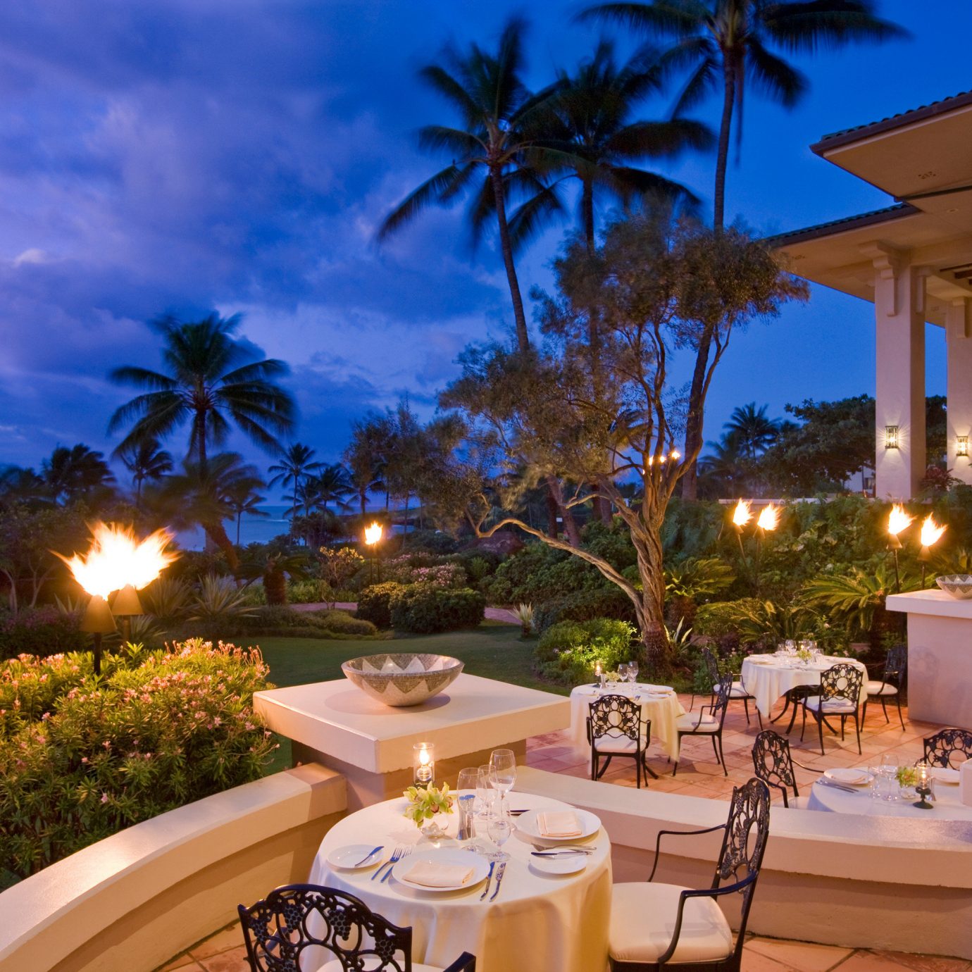 Dining Drink Eat Nightlife Resort Scenic views tree property Villa home caribbean mansion