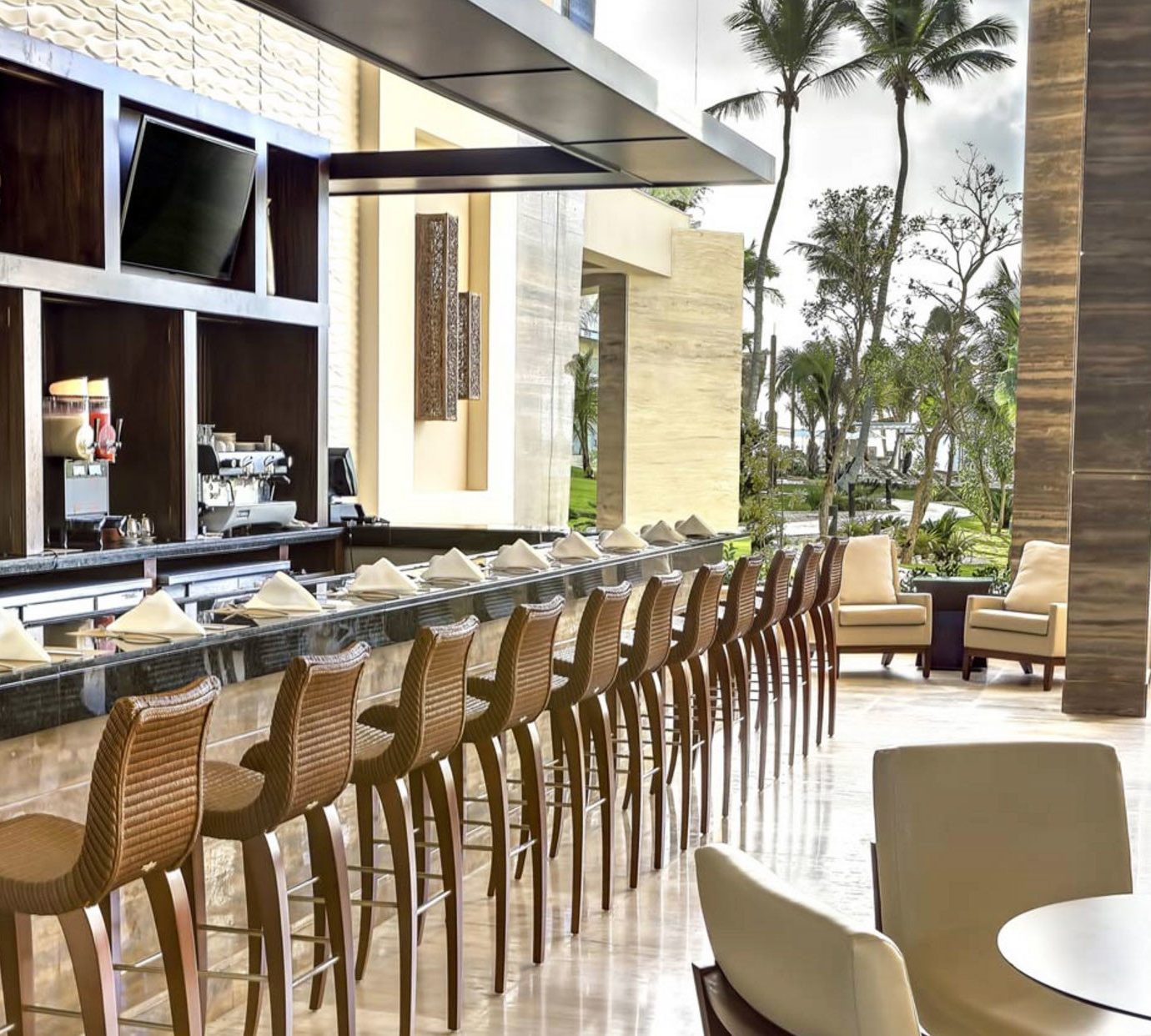 chair Dining property restaurant home Resort Villa condominium set dining table