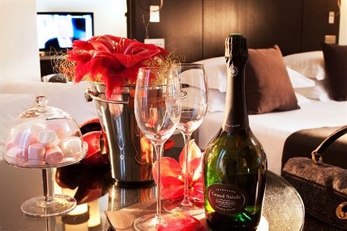 wine Drink restaurant centrepiece champagne glass wine glass wine bottle