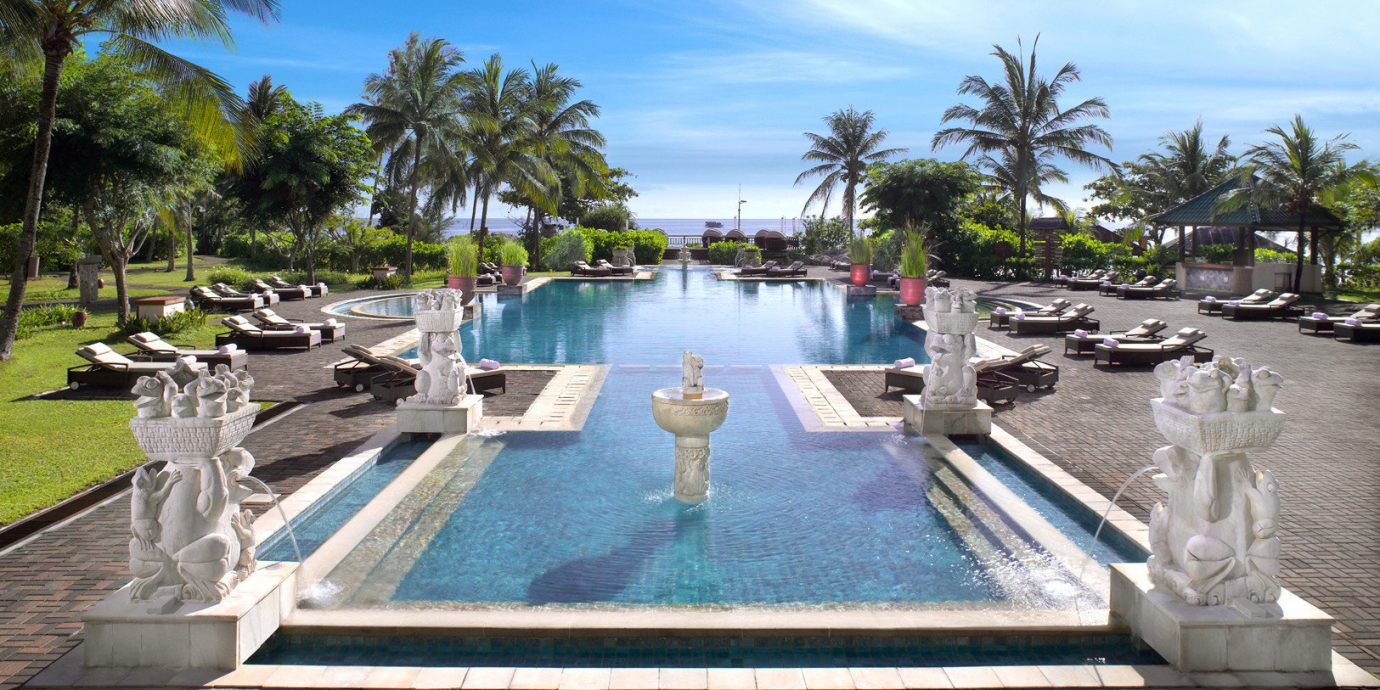 Elegant Lounge Luxury Pool tree sky swimming pool leisure Resort property reflecting pool resort town Villa palace condominium set palm
