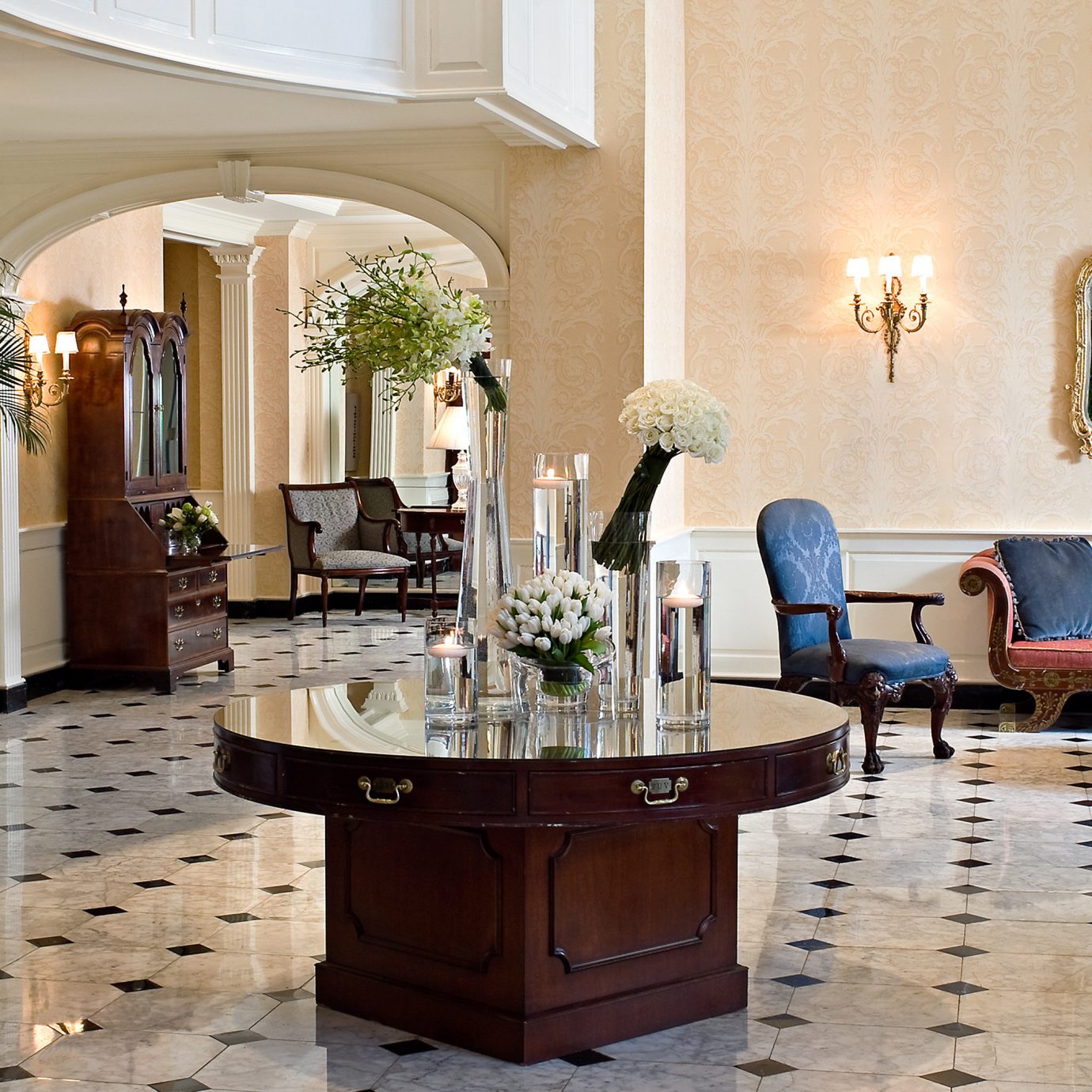 Hip Hotels Lounge Luxury Modern property Lobby living room home hardwood mansion flooring Suite stone