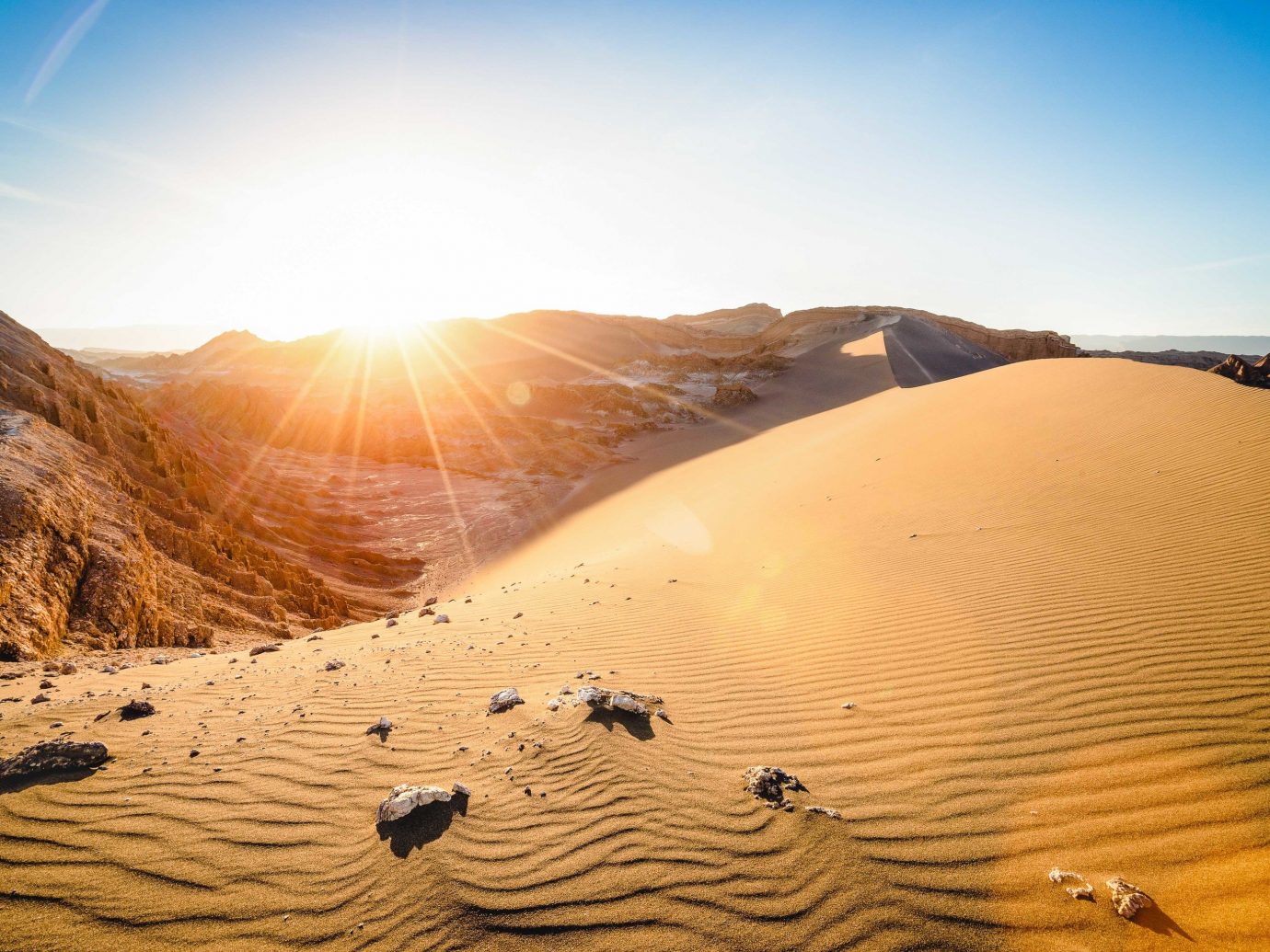 Desert erg aeolian landform singing sand sand sky sahara dune landscape ecoregion geology formation sunlight wadi material horizon