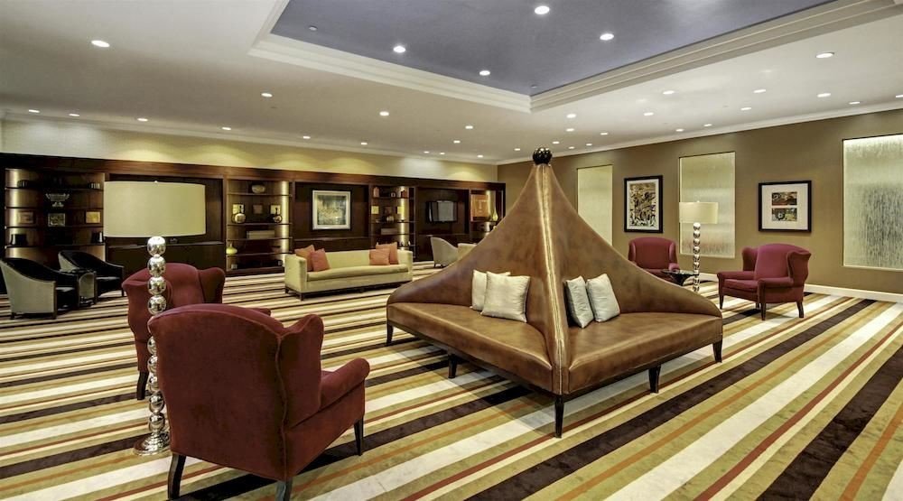 Lobby living room recreation room function hall yacht conference hall