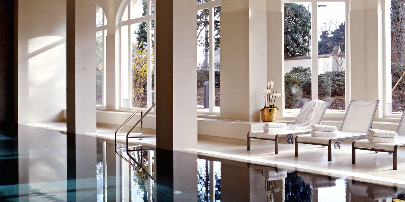 Lounge Luxury Modern Pool building home daylighting living room glass
