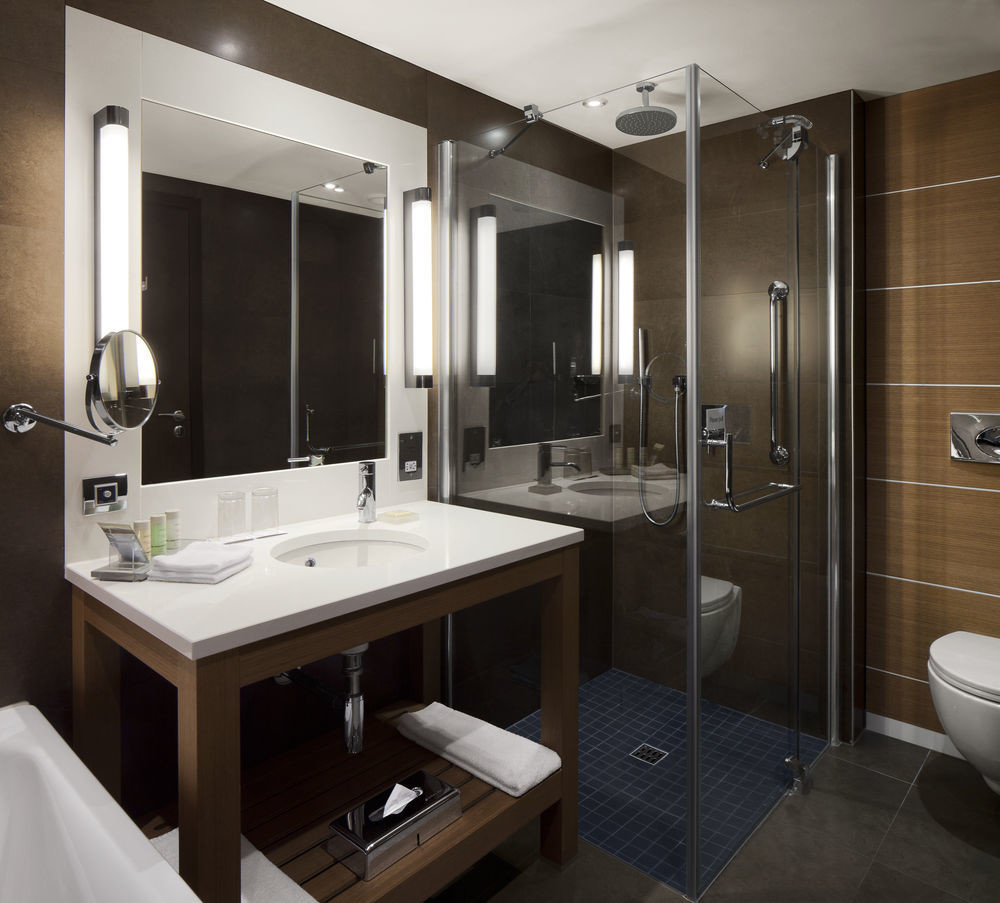 bathroom property sink Suite home plumbing fixture toilet Modern
