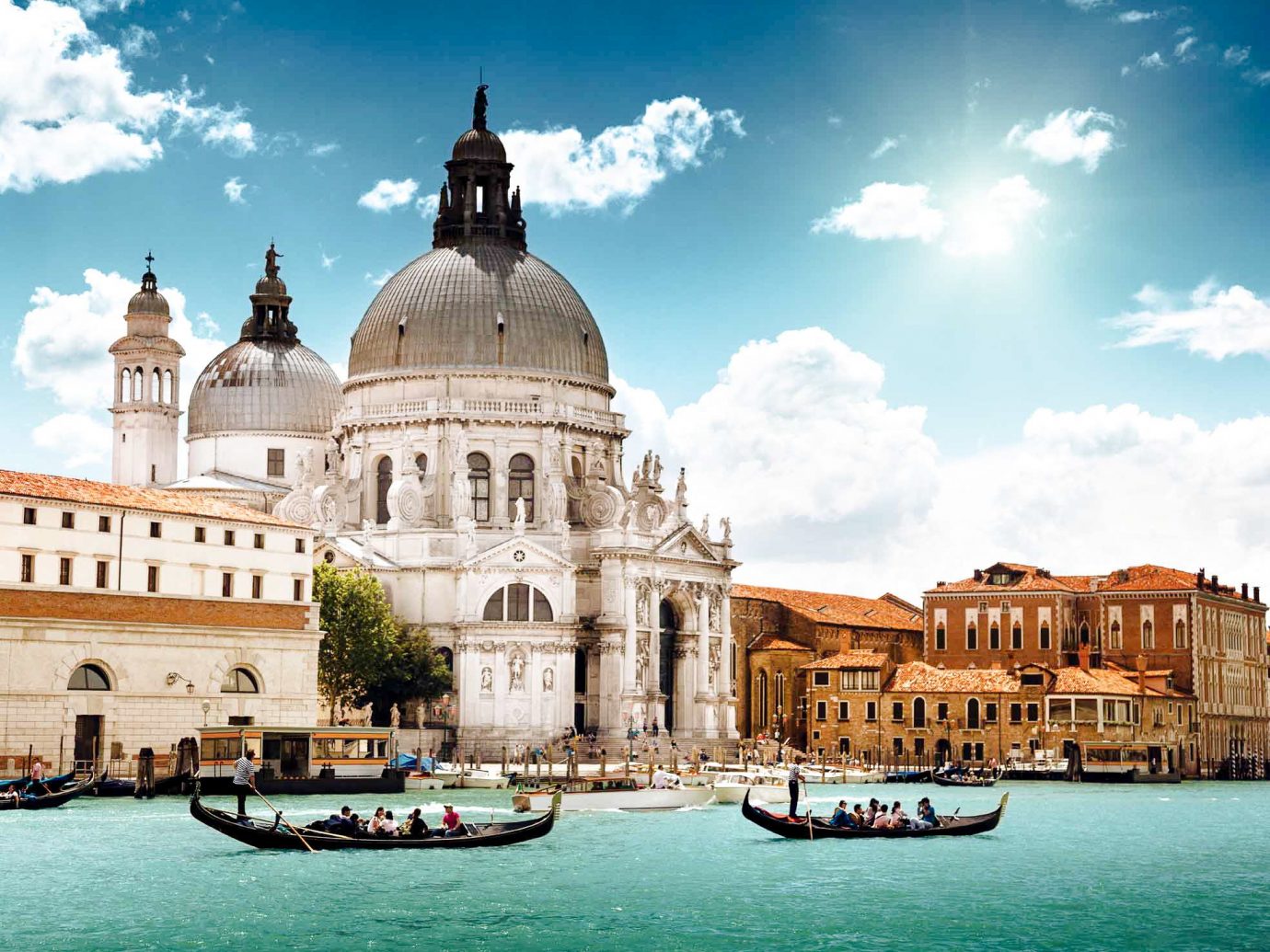 Cruise Travel Luxury Travel sky outdoor water Boat waterway landmark tourist attraction tourism City basilica gondola building facade historic site palace