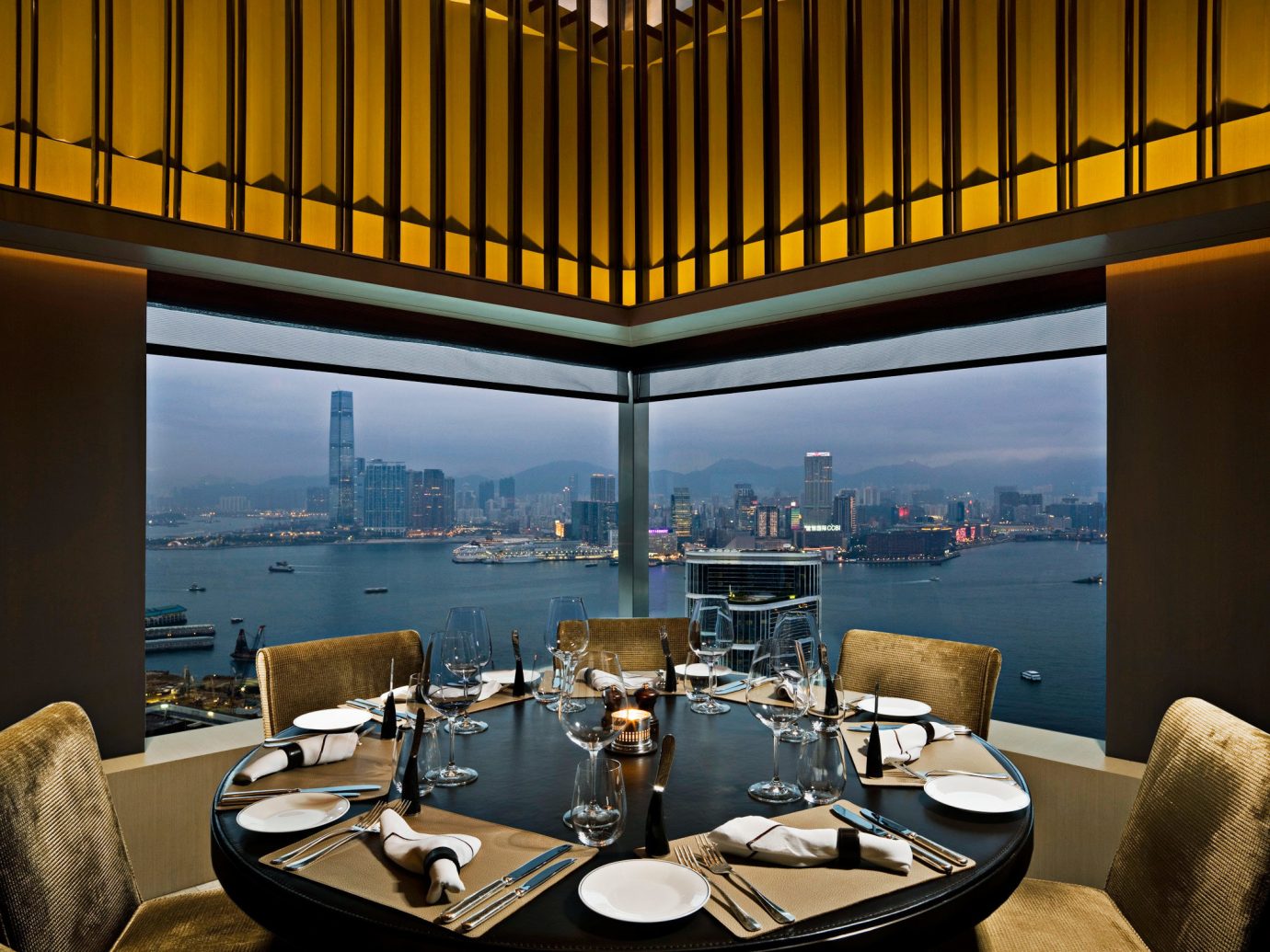 City Dining Drink Eat Food + Drink Scenic views Waterfront room dining room living room interior design restaurant estate lighting home Design Lobby window covering Suite window several