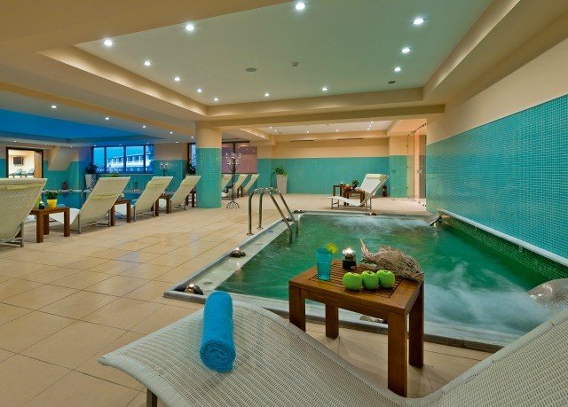swimming pool property leisure green leisure centre billiard room recreation room Resort yacht blue