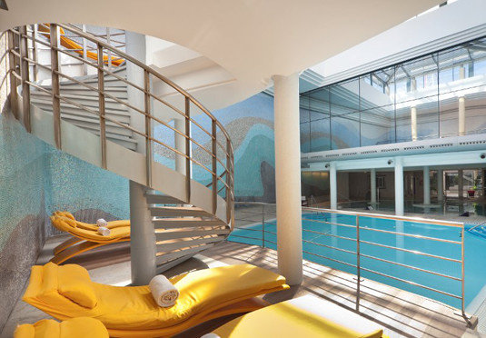 property swimming pool condominium leisure centre Resort