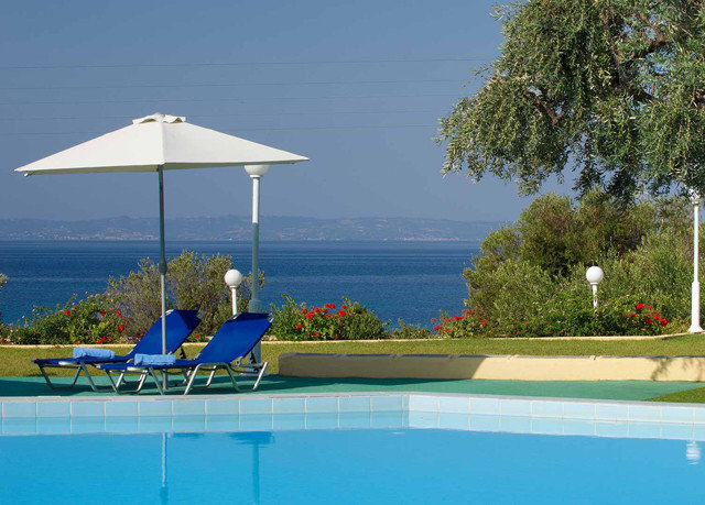 tree water leisure swimming pool property Resort Villa blue home Sea swimming shore