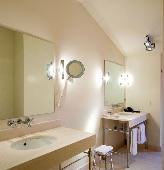 property home lighting cottage bathroom Suite tan