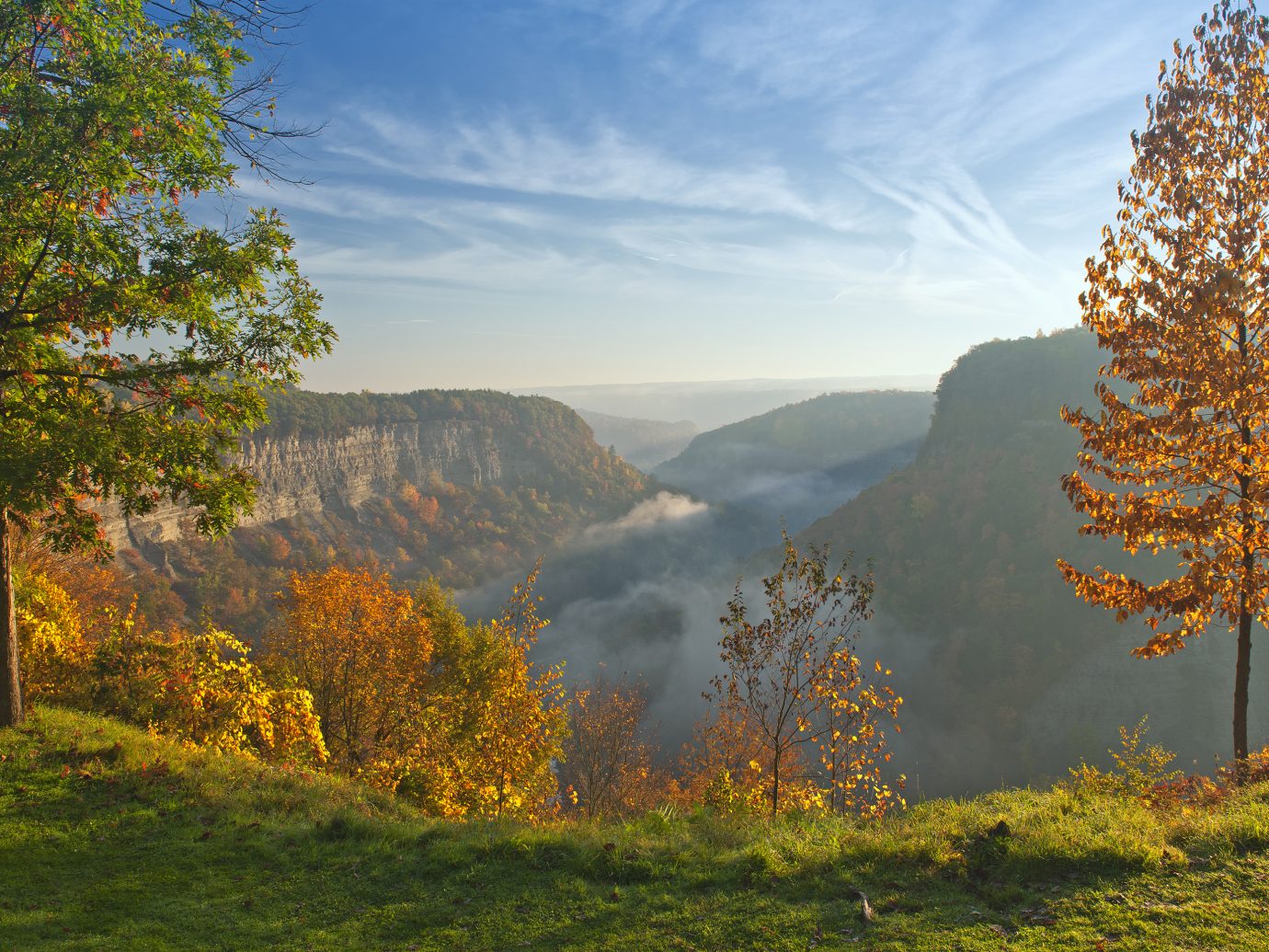 Great Bend Overlook At Letchworth State Park In New York Just After Sunrise.